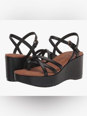 NIB Zodiac Strappy Rita Wedge Sandals